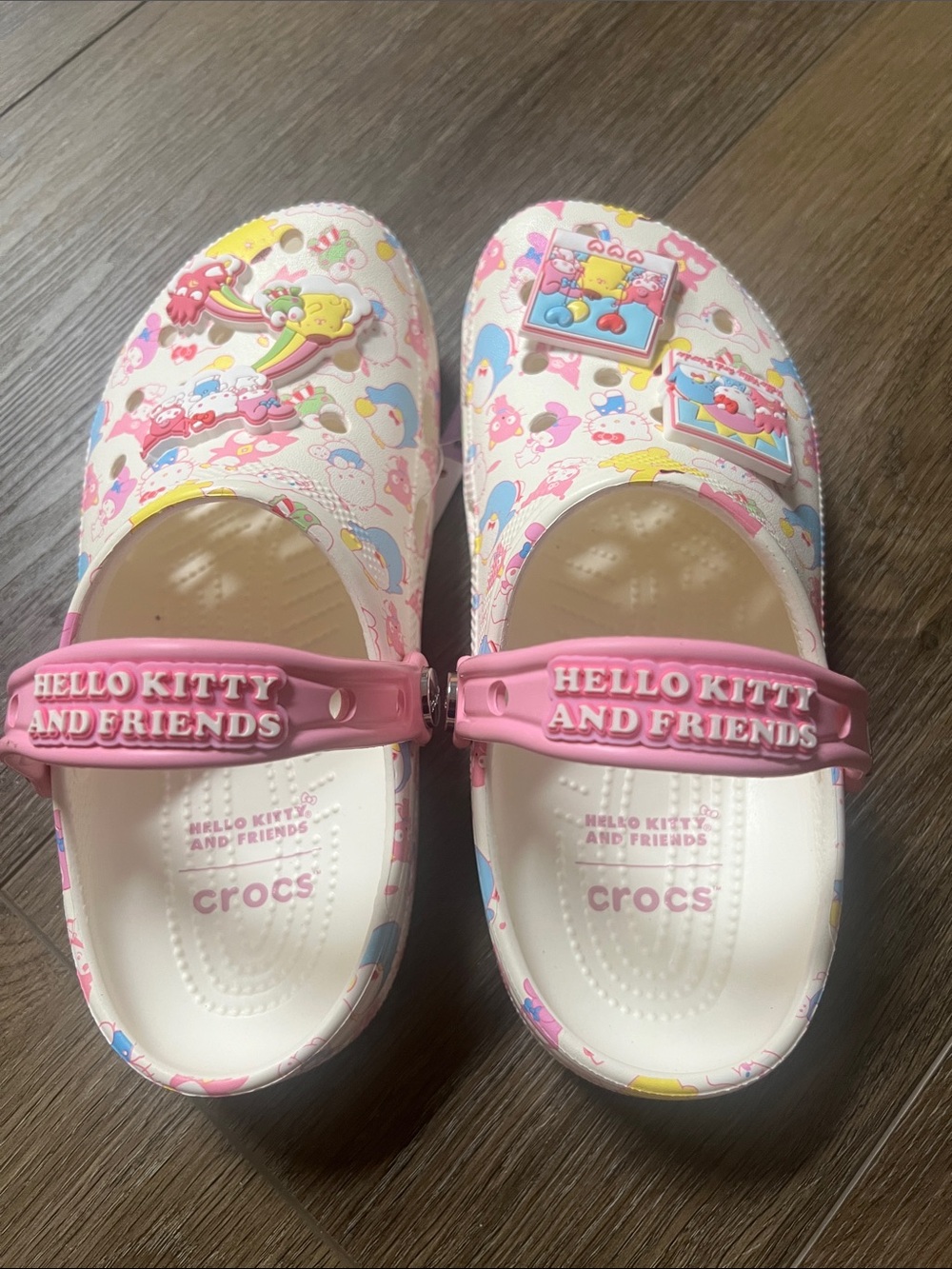 CROCS hello kitty - Picture 3 of 3